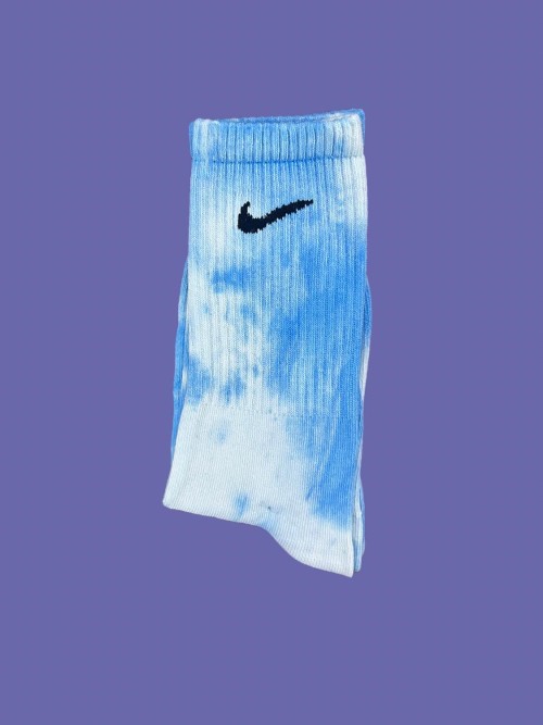 Nike Tie Dye 4
