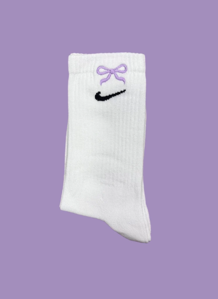 نايك مطرز 12