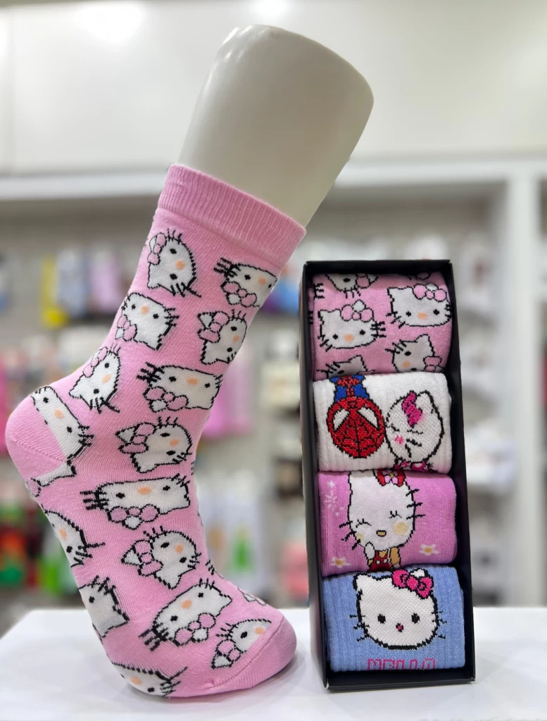 Hello Kitty box